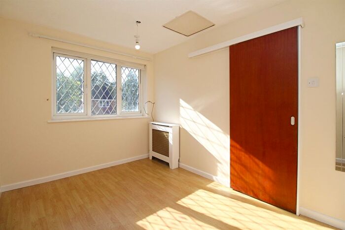 1 Bedroom Villa To Rent In Warren Drive, Leicester, LE4