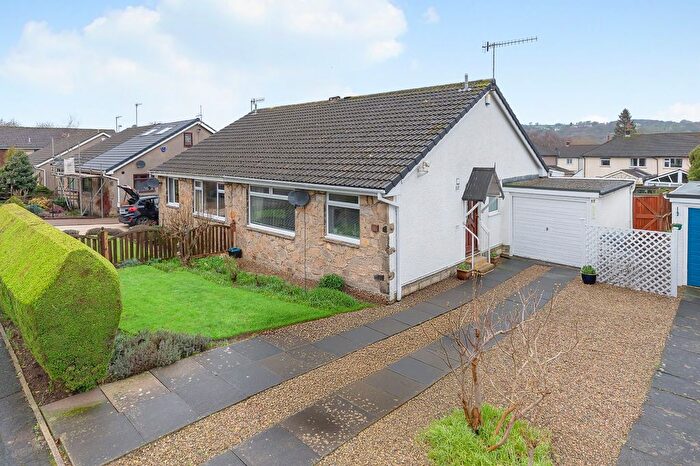 2 Bedroom Bungalow For Sale In St. Helens Way, Ilkley, West Yorkshire, Uk, LS29