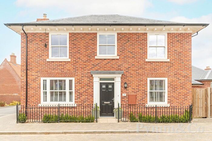 4 Bedroom Detached House For Sale In Mustard Way, Trowse, NR14