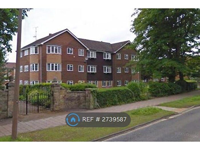 1 Bedroom Flat To Rent In North Parade, Horsham, RH12