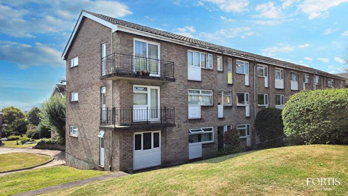 3 Bedroom Apartment For Sale In St. Fagans Rise, Cardiff, CF5