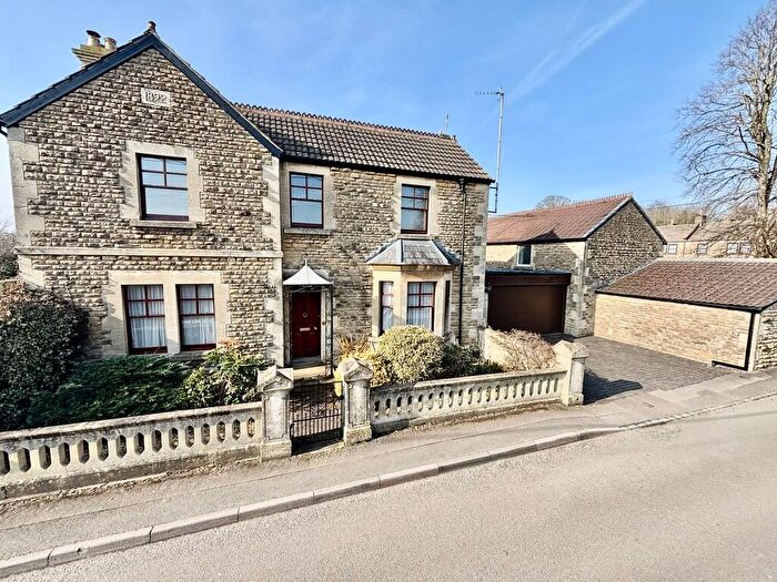 5 Bedroom Detached House To Rent In South Street, Corsham, SN13