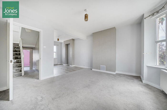 2 Bedroom Maisonette To Rent In Beaconsfield Road, Wick, Littlehampton, West Sussex, BN17