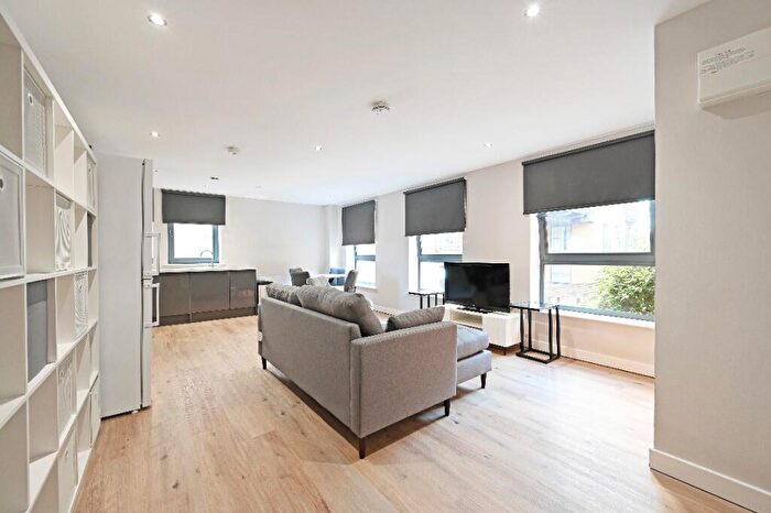 4 Bedroom Apartment To Rent In Fitzwilliam Street, Sheffield, S1