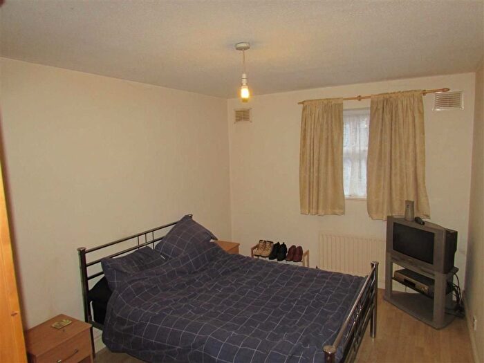 1 Bedroom Flat For Sale In Russell Street, Luton, LU1