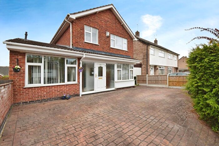 3 Bedroom Detached House For Sale In Gloucester Crescent, Wigston, Leicestershire, LE18