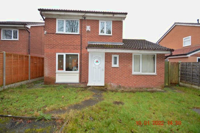 3 Bedroom Property To Rent In Field View Walk, Manchester M16