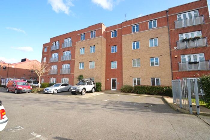 2 Bedroom Apartment To Rent In Wexham Road, Slough, Berkshire, SL1