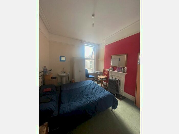 1 Bedroom Terraced House To Rent In Ninian Road, Roath, Cardiff, CF23