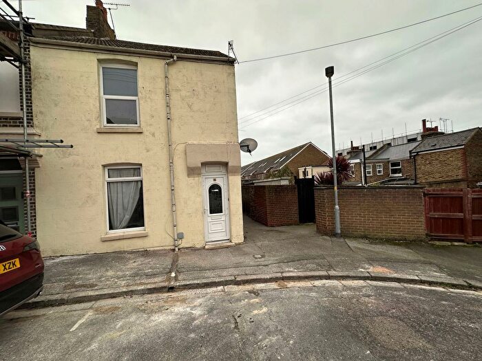 2 Bedroom End Of Terrace House To Rent In Dane Road, Ramsgate, CT11