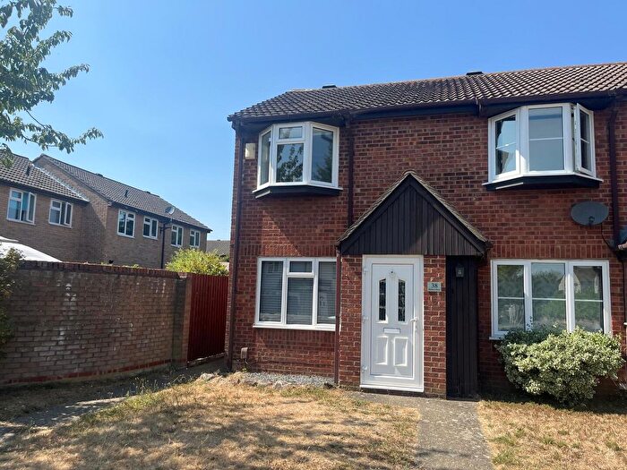 2 Bedroom Property To Rent In Marlowe Road, Larkfield, Aylesford, ME20