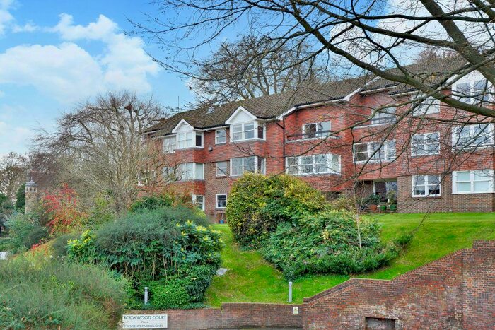 2 Bedroom Flat To Rent In Rookwood Court, Guildford, GU2