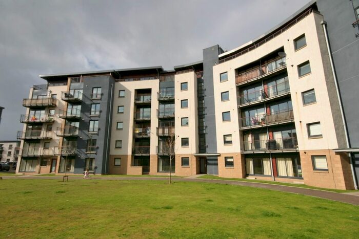 2 Bedroom Flat To Rent In East Pilton Farm Crescent, Pilton, Edinburgh, EH5