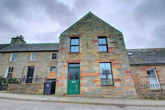 2 Bedroom Terraced House For Sale In Back Road, St. Margarets Hope, Orkney, KW17