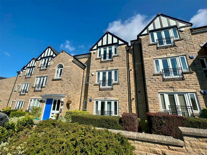 2 Bedroom Flat To Rent In All Saints Court, Ilkley, West Yorkshire, LS29