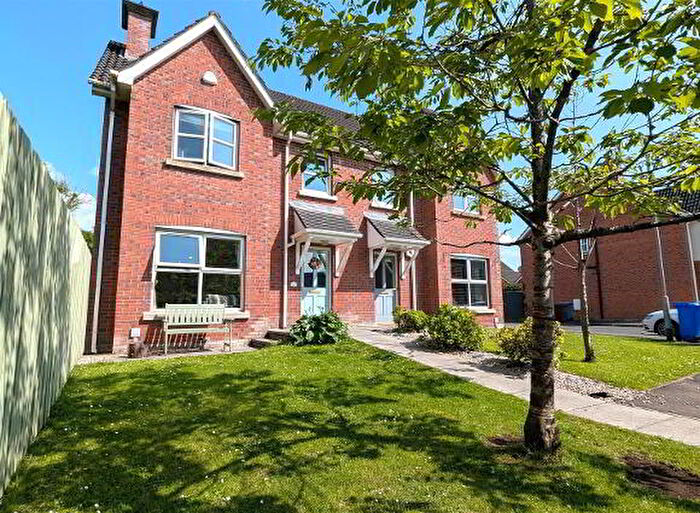 3 Bedroom Semi-Detached House For Sale In Carnbeg Dale, Antrim, BT41