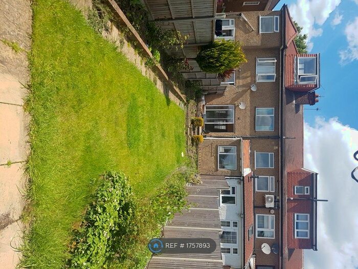 3 Bedroom Terraced House To Rent In Waverley Road, Harrow, HA2