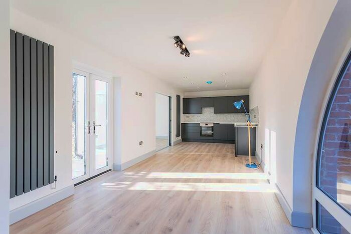 2 Bedroom Property To Rent In Sylvestrus Close, Kingston Upon Thames, KT1