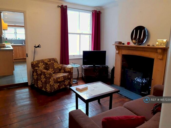 3 Bedroom End Of Terrace House To Rent In Church View, Wheathampstead, St. Albans, AL4