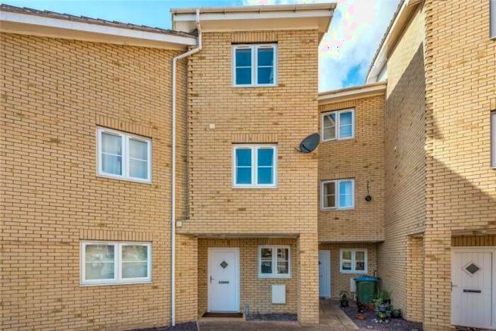 3 Bedroom Town House To Rent In Shirley, Southampton, SO15