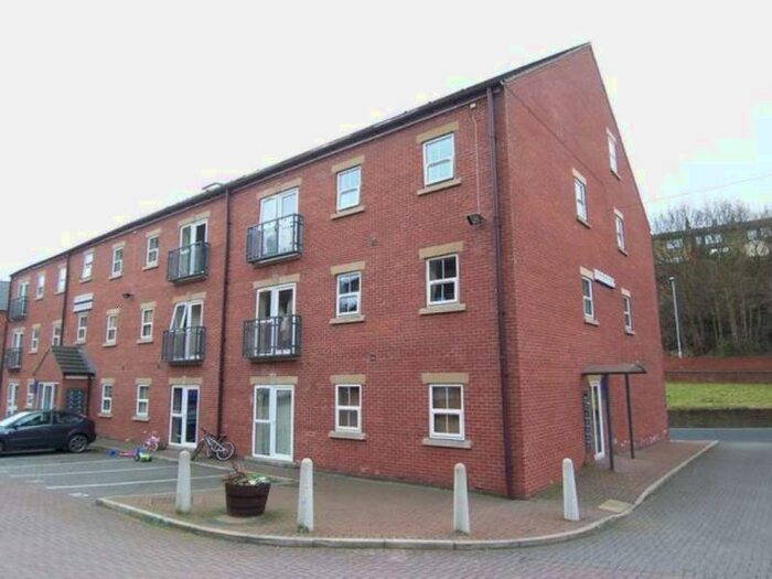 2 Bedroom Flat To Rent In Pullman Court, Station Road, Morley, LS27