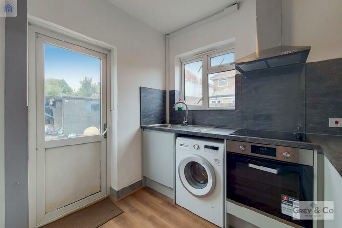 3 Bedroom End Of Terrace House To Rent In Chalfont Avenue Wembley, HA9