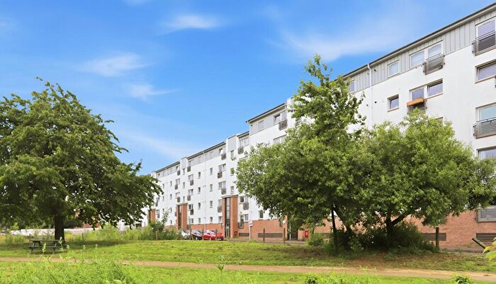 2 Bedroom Flat For Sale In / Curle Street, Whiteinch, Glasgow, G14