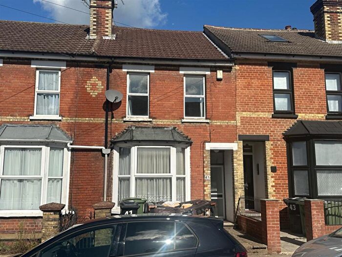 2 Bedroom Terraced House For Sale In Campbell Road, Maidstone, ME15