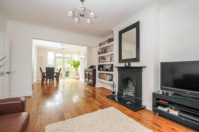 4 Bedroom Detached House To Rent In The Chase, Bromley, Kent, BR1