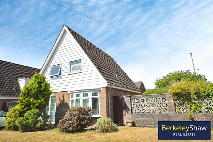 3 Bedroom Detached House For Sale In The Round Meade, Liverpool, L31