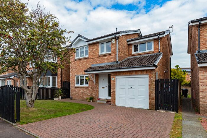 4 Bedroom Detached House For Sale In Fischer Gardens, Paisley, Renfrewshire, PA1