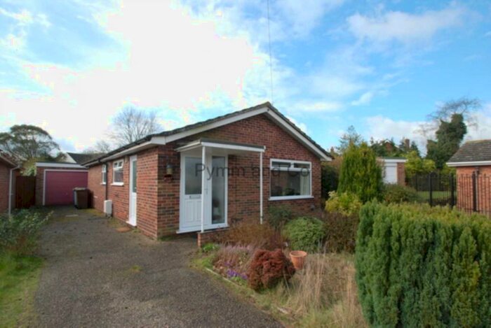 3 Bedroom Bungalow To Rent In Wren Close, Norwich, NR4