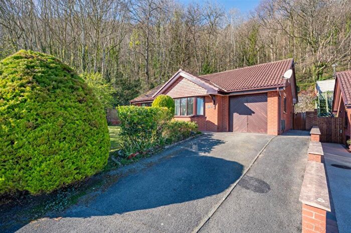 2 Bedroom Detached Bungalow For Sale In Lon Dderwen, Abergele, LL22