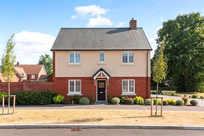 3 Bedroom Detached House For Sale In Dowling Way, Walberton, BN18