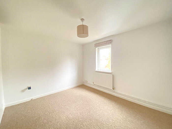 2 Bedroom Apartment To Rent In Minerva Way, Cambridge, CB4