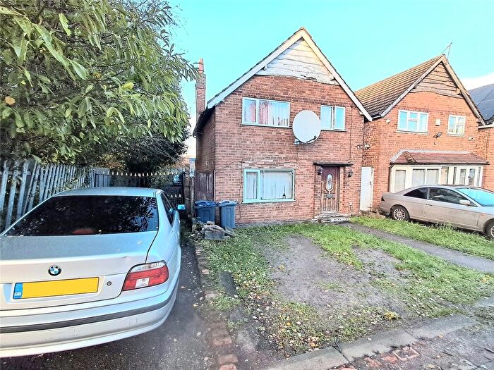 3 Bedroom Detached House For Sale In Acfold Road, Handsworth Wood, Birmingham, B20