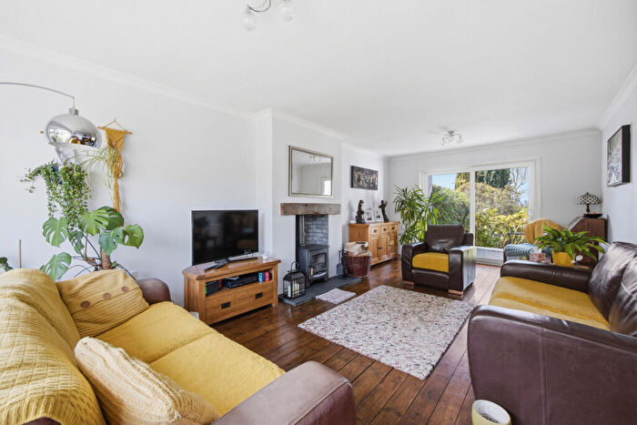 3 Bedroom Semi-Detached House For Sale In Claverham Road, Bristol, BS49