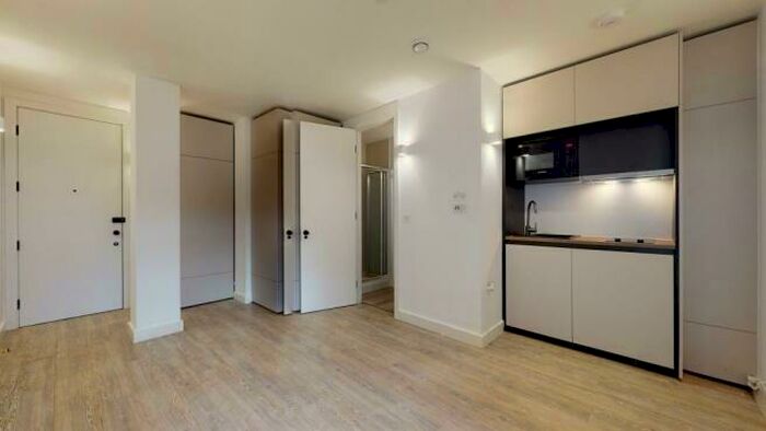 Studio To Rent In College Road, Harrow, Middlesex, HA1