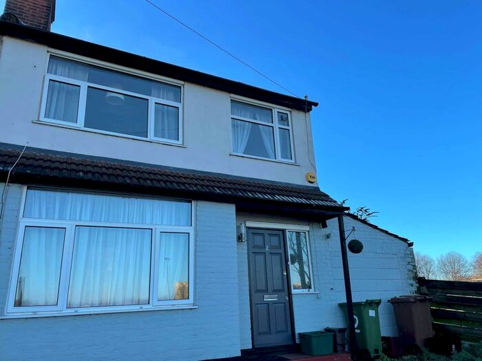 3 Bedroom Semi-Detached House To Rent In Elstree Gardens, Belvedere DA17