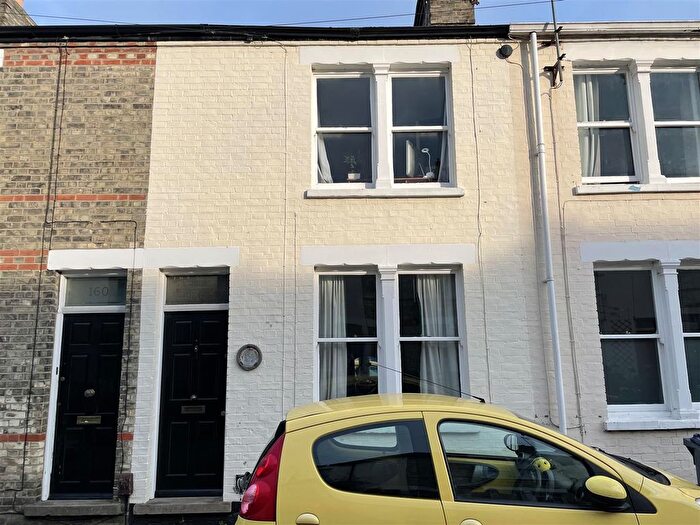 5 Bedroom Terraced House To Rent In Thoday Street, Cambridge, CB1