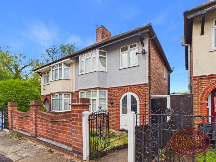 3 Bedroom Semi Detached House For Sale In Bowden Road, St James, NN5