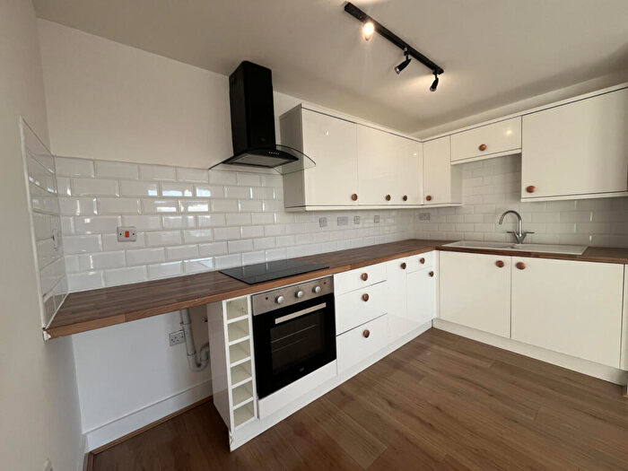 2 Bedroom Flat To Rent In A, Chapel Street, ST16