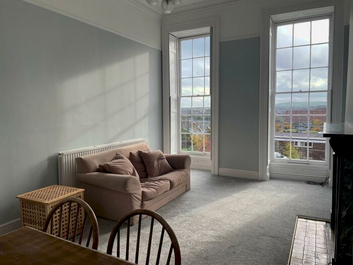 2 Bedroom Apartment To Rent In Windsor Terrace, BS8