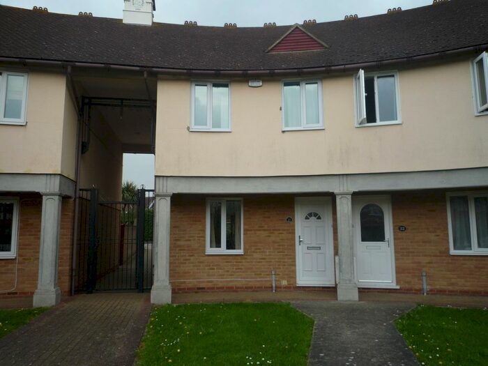 3 Bedroom Terraced House To Rent In Spillett Close, Faversham, ME13