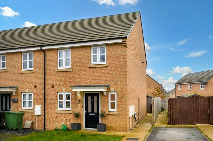 3 Bedroom Semi-Detached House For Sale In Falling Foss Way, Bramhope, Leeds, West Yorkshire, LS16