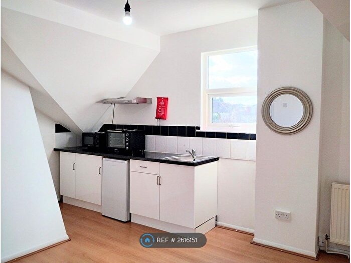 Studio To Rent In Hollyshaw Lane, Leeds, LS15