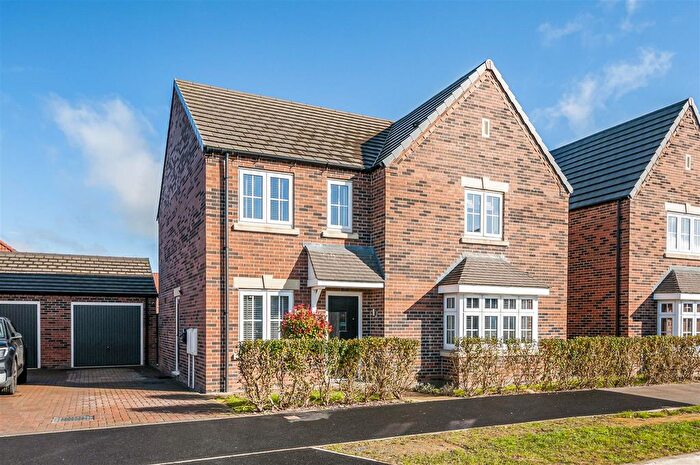 4 Bedroom Detached House For Sale In Knox Avenue, Howden, Goole, DN14