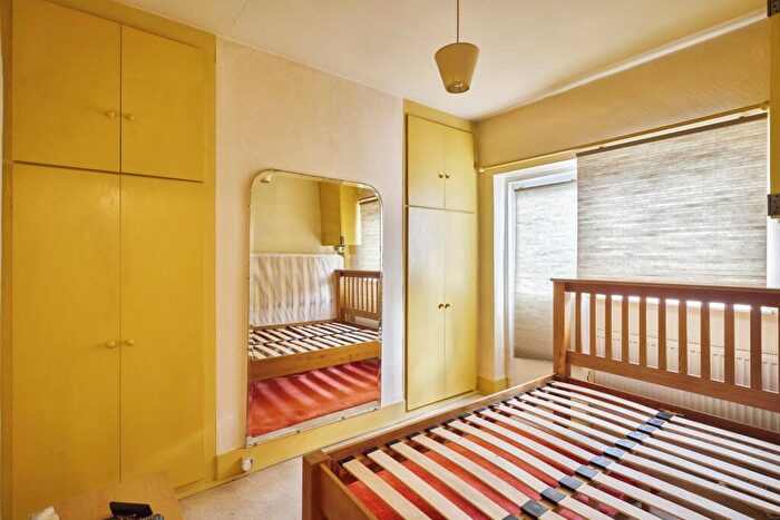 2 Bedroom Terraced House For Sale In Aldworth Road, London, E15