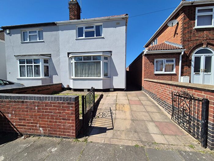 3 Bedroom Semi-Detached House To Rent In Glendon Street, Belgrave, LE4