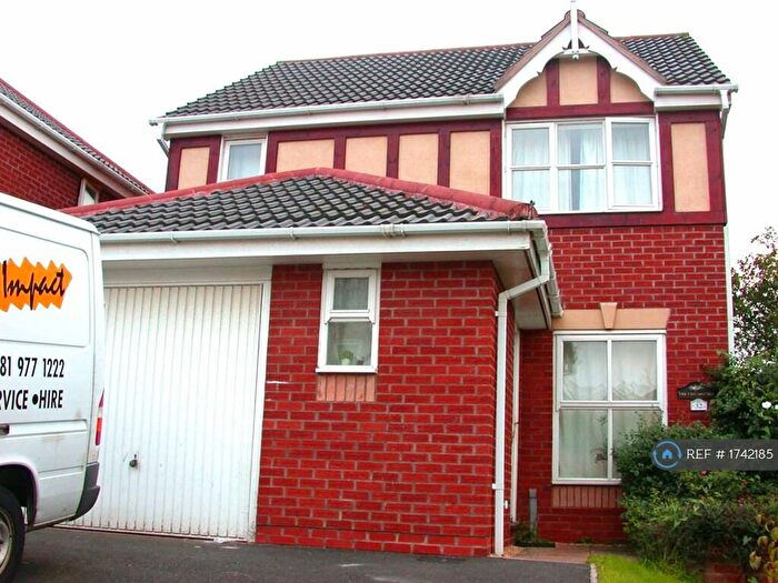 3 Bedroom Detached House To Rent In Vineyard Road, Birmingham, B31